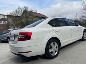 2017 Skoda Octavia 1.6 TDI 115 CP — miniatura 5
