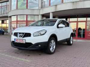 Nissan Qashqai 2013~1.6 dci~4x4 — miniatura 4