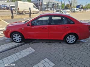 CHEVROLET LACETTI 1.4i SE – compactă dinamică, fiabilă — miniatura 5