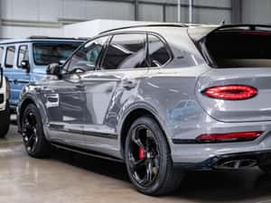 Bentley Bentayga SUV second-hand 2025, Gri — miniatura 3