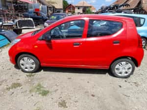 Usa/usi stanga/dreapta Suzuki Alto an 2009-2015 — miniatura 3