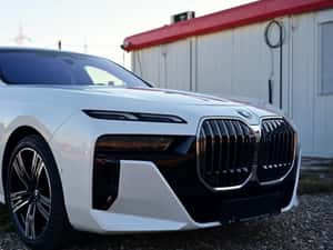 BMW 740 X-drive M Pachet Automată 300 HP Diesel