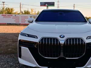 BMW 740 X-drive M Pachet Automată 300 HP Diesel — miniatura 2