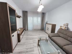 ROANDY-Apartament mobilat si utilat,centrala term. proprie-Republicii