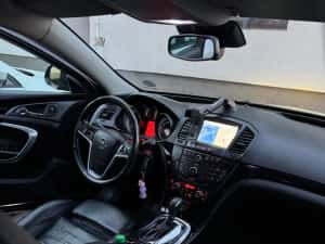 Opel insignia 4x4 biturbo — miniatura 5