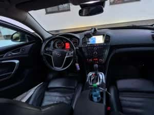 Opel insignia 4x4 biturbo — miniatura 6