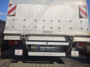 Urgent!!!  Renault Master 3,5t  cu lift și cabina de dormit dubla,motor  nou 0km — miniatura 7