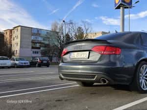 URGENT! Audi a4 b8 S line 2.0.tdi 177cp. — miniatura 4