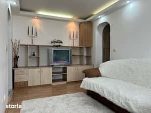 Ap 3 camere PODU ROS Etaje 1, PALAS Apropiere — miniatura 4