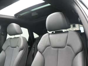 Audi Q5 2023, 25.764 km, SUV, Gri, Diesel — miniatura 3