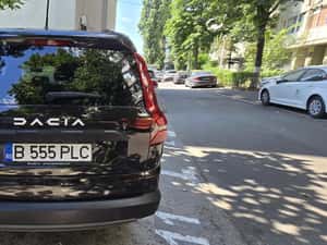 Dacia Jogger Hybrid 140 Expression, 09.2024, 16.600 km — miniatura 2