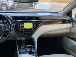 Toyota Camry 2.5 Hybrid Dynamic — miniatura 6