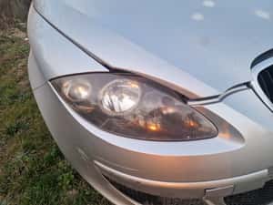 Far/Faruri Seat Toledo an 2004-2008 — miniatura 8