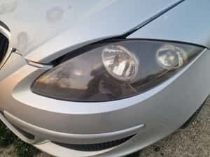 Far/Faruri Seat Toledo an 2004-2008 — miniatura 9