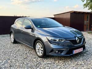 Renault MEGANE IV / 2016 / 1.5 DIESEL — miniatura 2