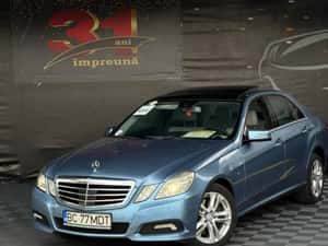Mercedes-Benz E 300 Hibrid, 211 CP, 93.400 km — miniatura 1