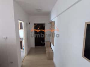 Apartamet 2 camere zona linistita — miniatura 3