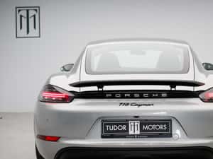 Porsche Cayman 2.0 Turbo PDK 300 CP — miniatura 6