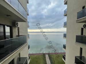 Studio Solid Butoaie,dormitor separat, loc parcare, mobilat,vedere lac — miniatura 2