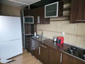 AP. 3 CAMERE TITAN, BLOC REABILITAT,BUCATARIE INCHISA,METROU 10 MINUTE