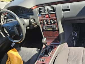 Vând Mercedes Benz W210 — miniatura 3