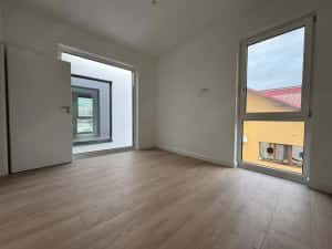 Design Modern.Costructie de calitate.In Oras.Disponibila Imediat! — miniatura 9