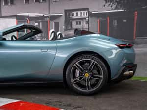 Ferrari Roma Cabrio 620 cp 3.300 km — miniatura 6
