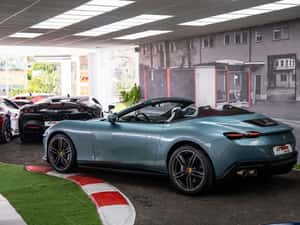 Ferrari Roma Cabrio 620 cp 3.300 km — miniatura 7