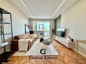 Copou | 2 Camere Decomandat | Lângă Parc | Vedere Panoramică | Renovat — miniatura 3