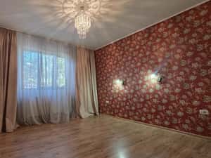 Apartament 130 mp în vilă/Demisol izolat fonic/P-ta Alba Iulia/Decebal