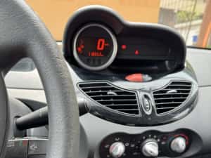 RAR efectuat , recent adusa , km originali , motor clasic ( cel mai fiabil) — miniatura 5