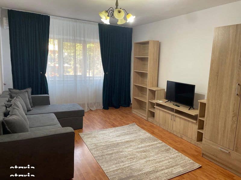 Inchiriez apartament 2 camere decomandat etaj 1 str. Crisan — fotografie 1 din 6