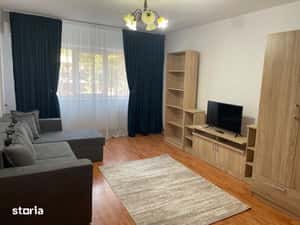 Inchiriez apartament 2 camere decomandat etaj 1 str. Crisan — miniatura 6