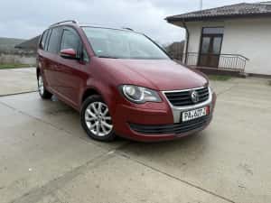 VW TOURAN 2.0tdi* 140cp* 2010* Impecabil!!! — miniatura 1