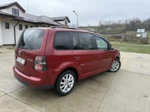 VW TOURAN 2.0tdi* 140cp* 2010* Impecabil!!! — miniatura 8