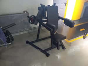 Hip thrust profesional pentru muschii fesieri aparate fitness in stoc — miniatura 4