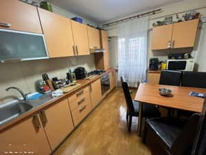 Apartament trei camere - etaj 2 - 71 mp - Str. Unirea Principatelor — miniatura 2