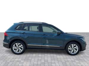 Volkswagen Tiguan 2023, 45.637 km, 27.300 EUR — miniatura 6