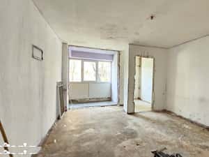 Piata Delfinului, Chisinau, Dobrina, garsoniera 30 mp — miniatura 3