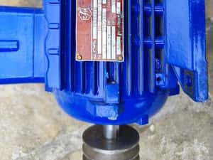 Motor electric trifazat 0,75 kw — miniatura 3