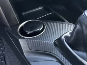 Toyota RAV 4 - SUV 4X4 — miniatura 4