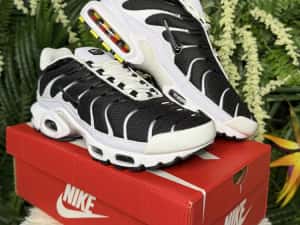 Nike Air Max Plus TN Black White — miniatura 4