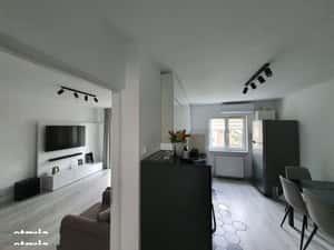 Apartament 3-4 camere renovat, Intre Lacuri — miniatura 3
