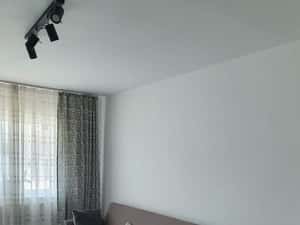 Apartament 3-4 camere renovat, Intre Lacuri — miniatura 5