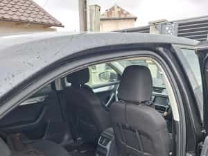 Skoda octavia 2017 1.6tdi — miniatura 5