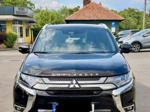 Mitsubishi Outlander 2020 Hibrid, 41.800 km — miniatura 2
