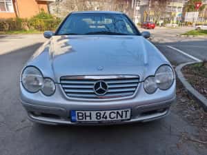 Vând Mercedes coupe 203CL — miniatura 7