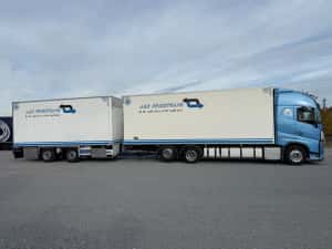 Vand camion frigorific tandem Volvo FH500 — miniatura 4