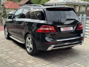 Mercedes-Benz ML250 AMG / 4MATIC / BlueTec/Rate — miniatura 3