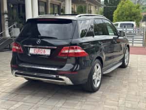 Mercedes-Benz ML250 AMG / 4MATIC / BlueTec/Rate — miniatura 4